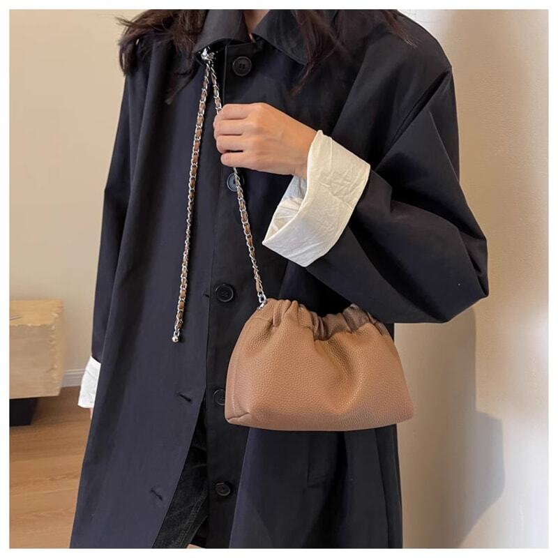 【25%OFF Weekly SALE】レザー&チェーンショルダーストラップドローストリングバッグ