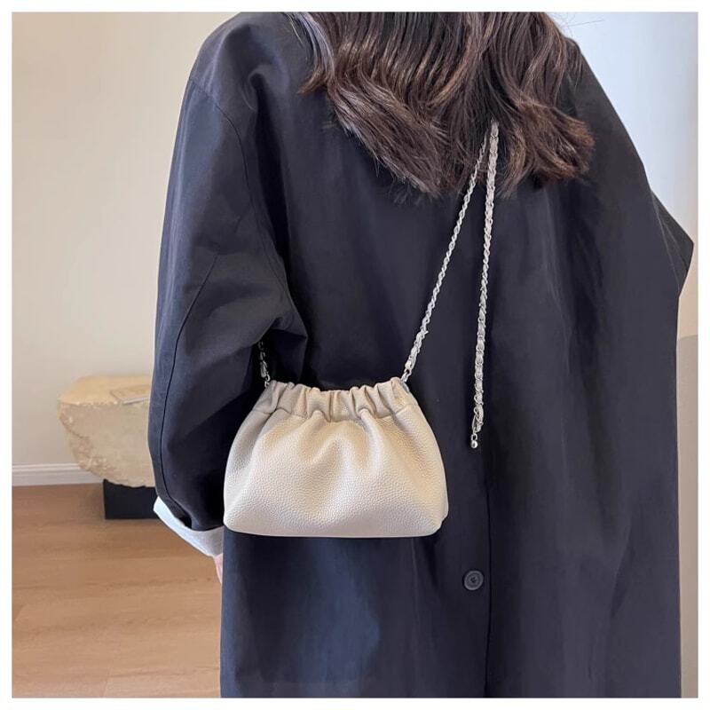 【25%OFF Weekly SALE】レザー&チェーンショルダーストラップドローストリングバッグ