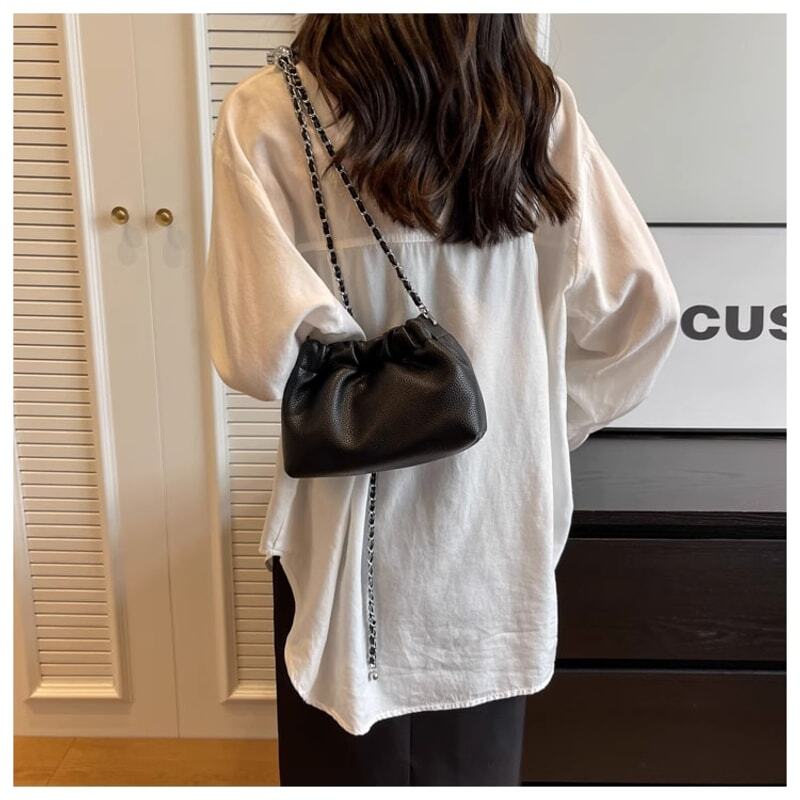 【25%OFF Weekly SALE】レザー&チェーンショルダーストラップドローストリングバッグ
