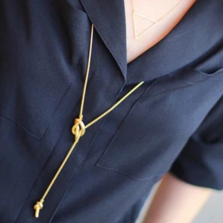 ノットデザインロングネックレス