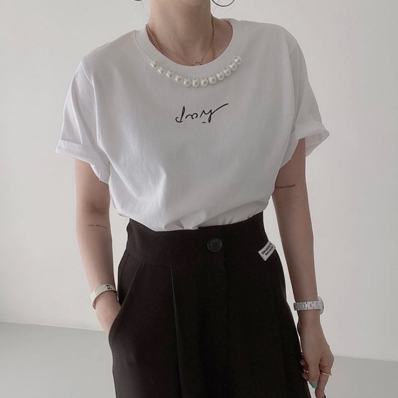 【すぐお届け】パールペンダントライクネック&シグネチャーTシャツ