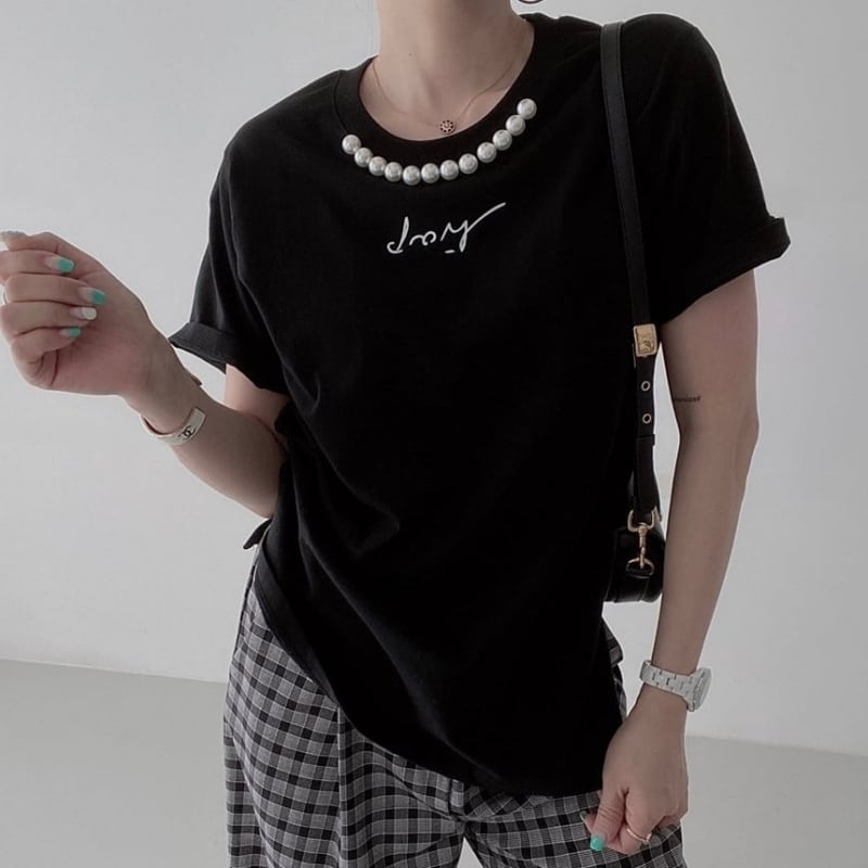 【すぐお届け】パールペンダントライクネック&シグネチャーTシャツ