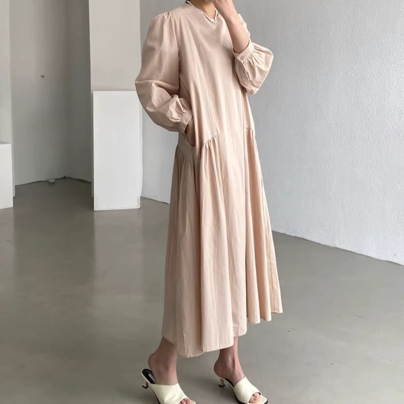 ギャザーデザインパフロングスリーブルーズワンピース