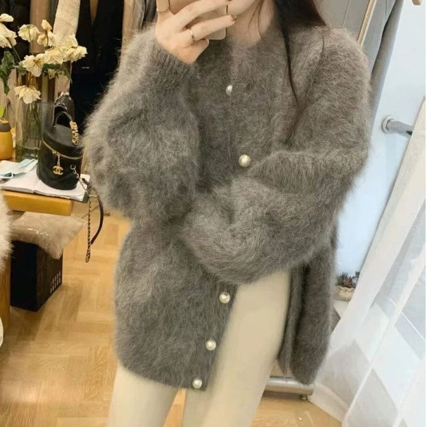 パールボタンクロージャーモヘアカーディガン