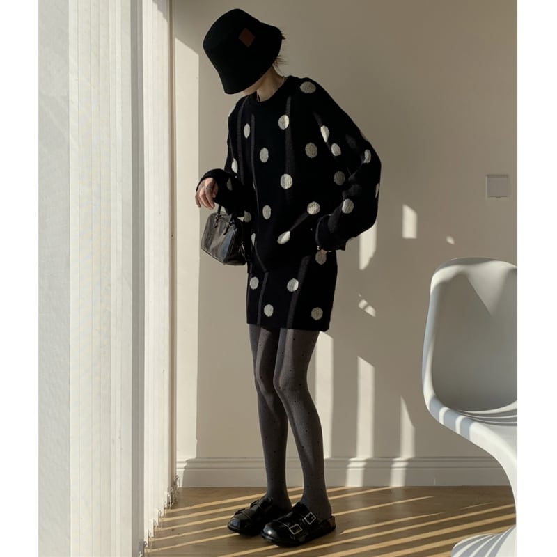 ドットパターンニットトップス&スカートセットアップ