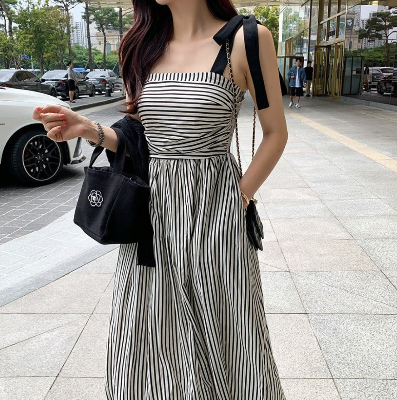 リボンショルダー＆ストライプパターンロングワンピース – Melrose Muse