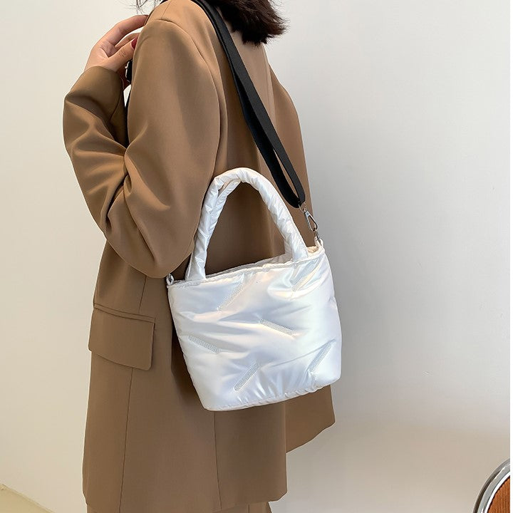 ショルダー&コットンダウンハンドバッグ