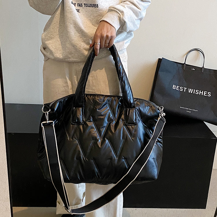 ストラップ&ハンドルビッグダウンバッグ