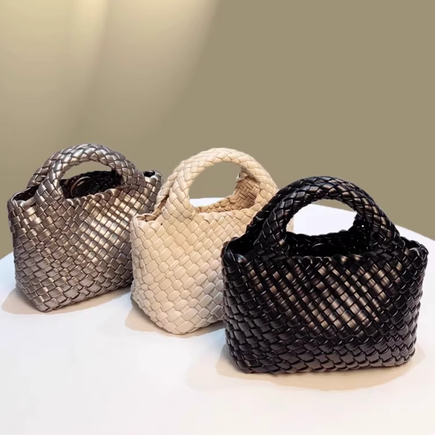 チェーンショルダーメッシュレザースモールバッグ