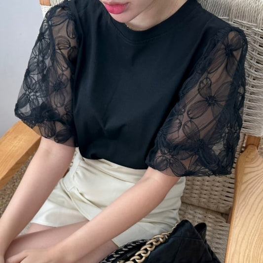 フラワーパターンシースルースリーブTシャツ